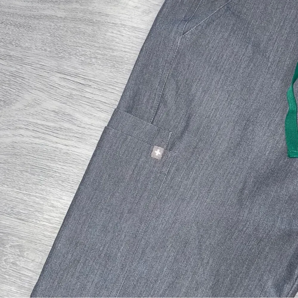 FIGS Axim Cargo Scrub Pant Men’s Medium Gray T2001 Technical Collection